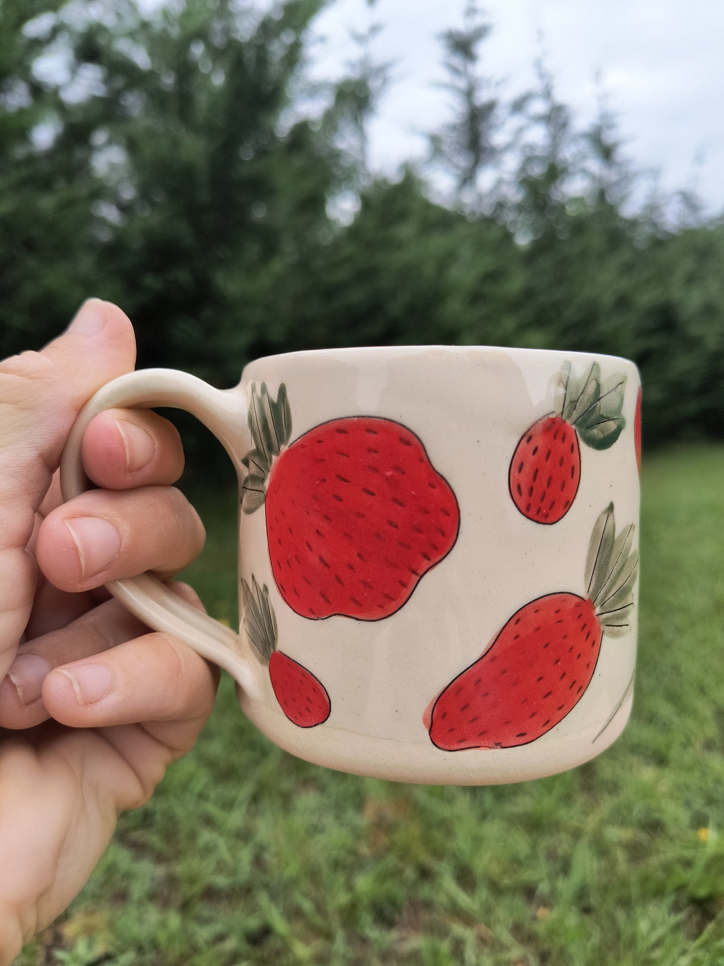 Strawberry Mug-lime green rim